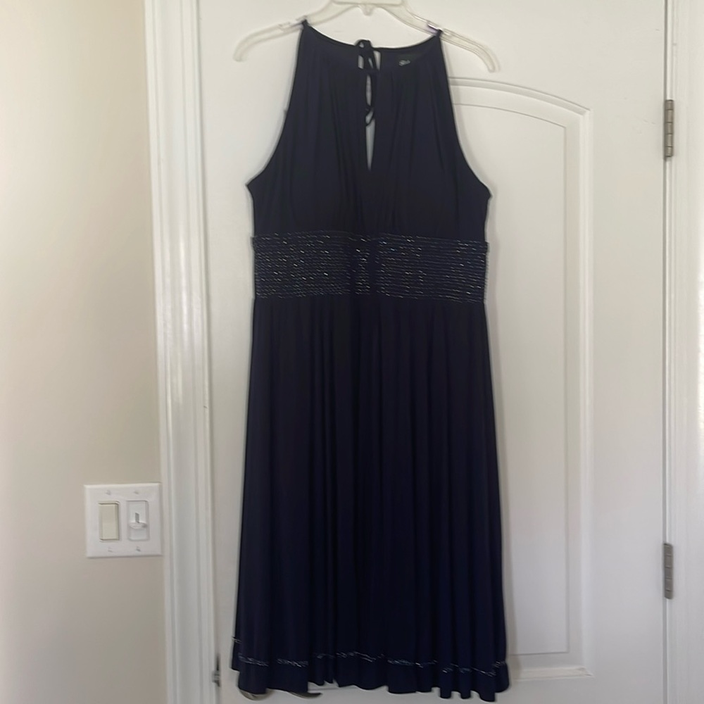 Women’s cocktail or wedding party dress
